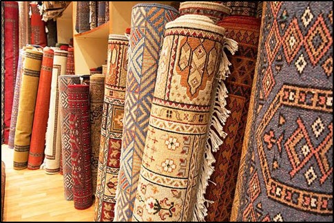 Kashmiri Rugs Made From Fine Wool